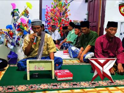 Tim Hadrah Polda Kaltara tampil dalam peringatan Maulid Nabi Muhammad SAW 1447 H  di Mushola Darul M