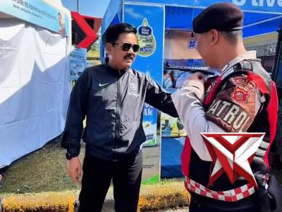 Di perjalanan mudik tadi, saya sempat berhenti sejenak di Rest Area Dawuan, Subang - Jawa Barat. - PoliceTube