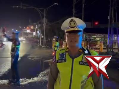 Situasi arus lalu lintas menjelang malam pergantian tahun