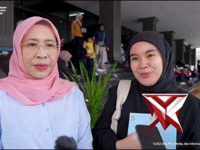 Euforia Masyarakat Sambut Upacara HUT ke-80 Kemerdekaan RI di Istana - PoliceTube