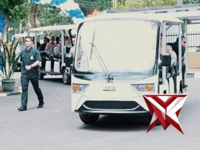 Kapolri Kunjungi SPPG Paakri Polda Sumsel, Relawan Terima Tali Asih