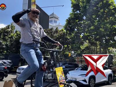 SILAHTURAHMI DAN BAKTI SOSIAL KEPADA KOMUNIKASI SEPEDA ONTEL, TOGA, TOMAS DAN POKDAR KAMTIBMAS