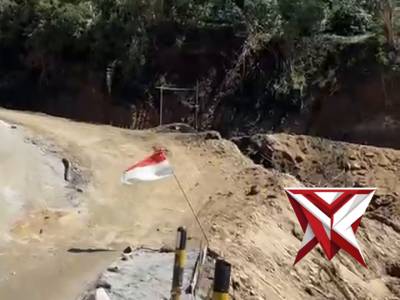 Akp Taufik memberikan himbauan kepada para pemudik yg melewati jalur eks KKA