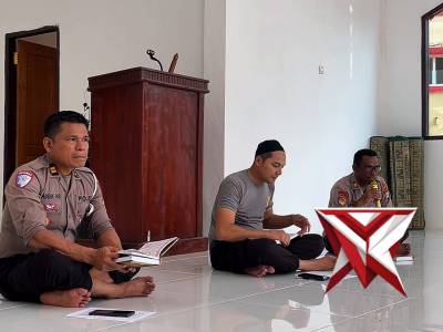 Binrohtal personil muslim polres maluku barat daya - PoliceTube