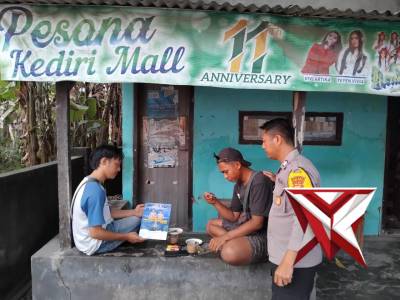 PAK BHABIN SAMBANG WARGA