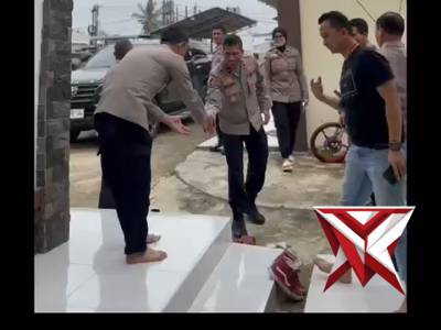 TASYAKURAN PERESMIAN MUSHOLLAH AR-RODIYAH Bertempat di Polsek Kemuning Polrestabes Palembang . . - PoliceTube