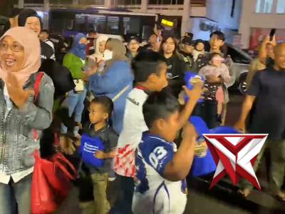 Plt. Kapolrestabes Bandung Kombes Pol. Adiwijaya, S.I.K., beserta jajaran Polrestabes Bandung member