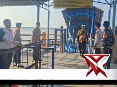 Petugas Memberi Himbauan Kamtibmas Kepada Kapten Kapal