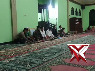 Giat Safari Ramadhan di Masjid Al Falah Dusun Slawe Desa Padi, Kec. Gondang. - PoliceTube