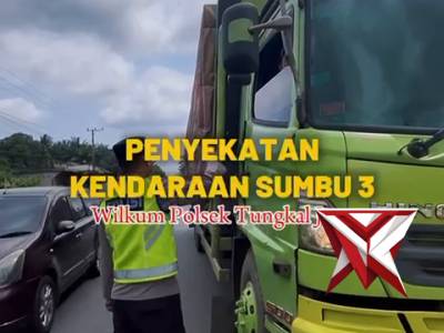 Personil Polres Muba Melakukan Penyekatan Kendaraan Sumbu 3