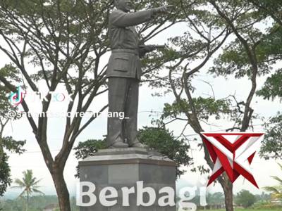 Satlantas Polres Malang Bagi Takjil
