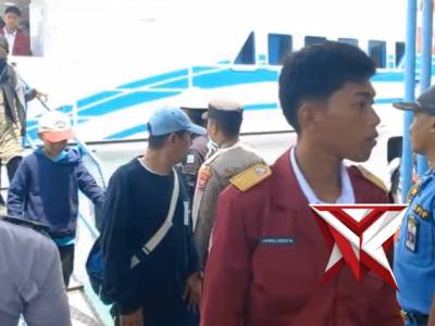 Giat PAM Kedatangan kapal KMP Express Bahari 6F situasi Aman terkendali