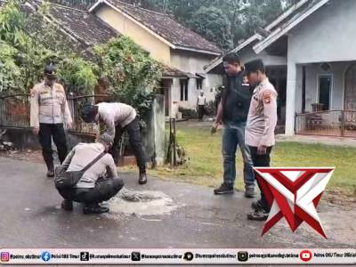400 Personel Polri Turun ke Jalan di Sumsel, Lubang Jalan Ditambal Serentak Jelang Mudik Lebaran

PA