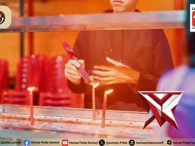 Kapolda Sumsel Tinjau Keamanan Tempat Ibadah Imlek 2577 Kongzili di Palembang