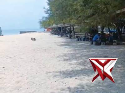 DALAM RANGKA GERAKAN INDONESIA ASRI ANGGOTA POLSEK KIRI GENTING KURVEI DI SEKITAR PANTAI SEMBILAN