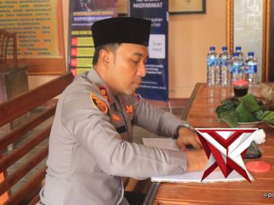 Kunjungan Kerja di Polsubsektor Gerih - PoliceTube