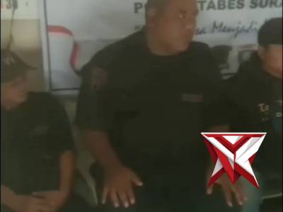 Jum'at Curhat Polsek Sukolilo - PoliceTube