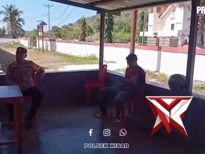 Bhabinkamtibmas polsek melaksanakan giat sambang