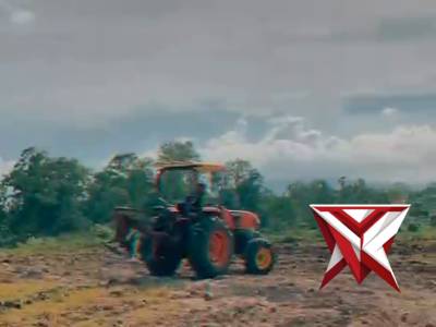 Penggarapan lahan ketahanan pangan warga binaan polres maluku barat daya - PoliceTube