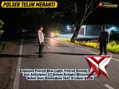 Patroli Blue Light Polsek Teluk Meranti - PoliceTube