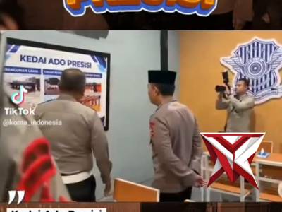 Kapolri Listyo sigit prabowo menyambangi kedai ado presisi, sebuah ruang sederhana yang berada disam