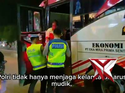 Tersesat dan Hanya Bawa Rp10 Ribu, Polisi di Pos Terpadu Alun-Alun Sragen Bantu Ibu Pulang ke Temang