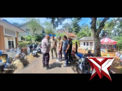 Kegiatan patroli personil Polsek ciwaru