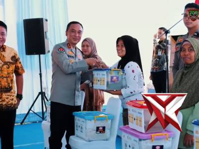 Lebaran Makin Tenang! Irjen Pol Sandi Nugroho Pimpin Langsung Gerakan Pangan Murah 

Kabar gembira u