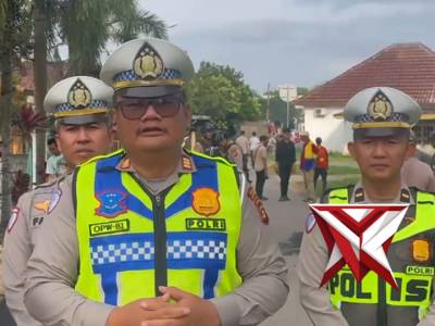 PAK AKP OKE BERAKSI BERSAMA 2 KANIT AMANKAN JALUR GERAKAN INDONESIA ASRI