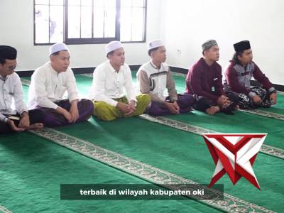 Khotmil Qur&rsquo;an bersama para Hafidz dan Hafidzah terbaik di wilayah Kabupaten OKI.
Tak sekadar silatu