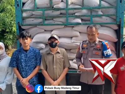POLSEK BMT MELAKSANAKAN PENGAWALAN HASIL PANEN JAGUNG KE BULOG