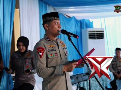Kapolda Sumsel Puji Dedikasi Brimob: Jaga Kamtibmas hingga Bantu Korban Bencana 10


Kapold