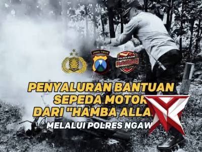 Polres Ngawi melaksanakan penyaluran bantuan sepeda motor kepada korban kebakaran kendaraan