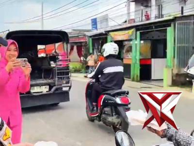 POLRES LEBONG DAN BHAYANGKARI CABANG LEBONG BERBAGI TAKJIL DI TERMINAL MUARA AMAN