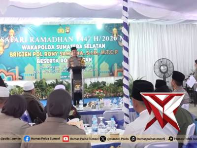 Safari Ramadhan, Wakapolda Sumsel Pererat Silaturahmi dan Salurkan Bansos di Kota Prabumulih

PRABUM