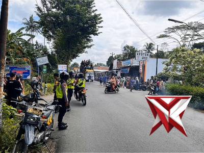 Polres kebumen Amankan Festival Gerobag di Buluspesantren