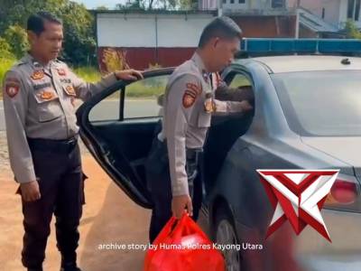 Berbagi Takjil dalam rangka HUT Sabhara.