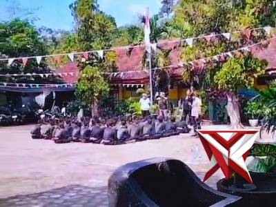 Anggota polsek selopuro melaksanakan sambang ke tempat latihan PSHT yang bertempat di Ds. Jambewangi