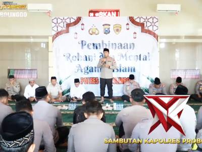 Polres Probolinggo melaksanakan kegiatan Pembinaan Rohani dan Mental bagi seluruh personil