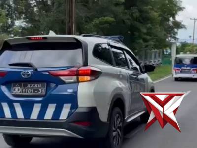 Kunjungan santa clause persekutuan oikumene Polresta Manokwari di kota Manokwari