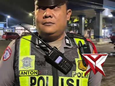 Polsek Pakal melaksanakan pantauan ketupat semeru