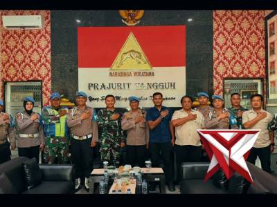 Perkuat Sinergitas, Si Propam Polres Pasuruan Silaturahmi ke Markas Yonkav 8/NSW/2 Kostrad