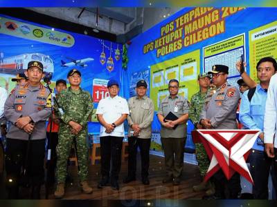 Kapolri, Jenderal Polisi Drs. Listyo Sigit Prabowo, M.Si., meninjau arus mudik Lebaran 2026