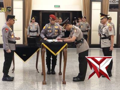 LIVE REPORT - KAPOLRI LANTIK DAN PIMPIN SERTIJAB PJU MABES POLRI SERTA KAPOLDA