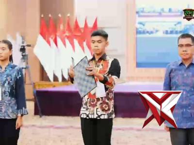 Kapolda Sumatera Selatan Irjen Pol Dr. Sandi Nugroho memimpin upacara pengambilan sumpah dan penanda