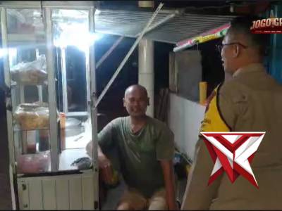 Anggota Polsek Kedamean Melakukan Patroli dan Himbauan Kamtibmas Jelang Ramadhan - PoliceTube