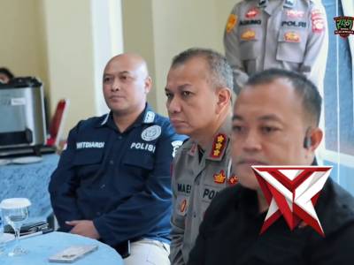 Kapolda Sumatera Selatan, Irjen Pol Dr. Sandi Nugroho, memimpin kegiatan Coffee Morning - PoliceTube