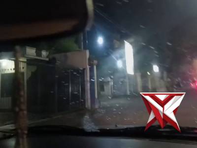 Pembersihan tumpahan oli