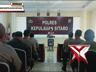 Ibadah Binrohtal Personil Polres Kepulauan Sitaro, Iptu Reky Marthin Bertindak Selaku Khadim