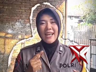 Mudik aman keluarga bahagia bersama Sipolan dan mbak Babinkamtibmas prambatan Kidul Polres Kudus